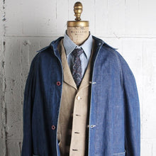 Load image into Gallery viewer, ANTIQUE HEAVY LINEN SUIT VEST (MEDIUM)