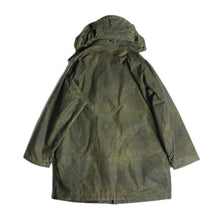 Load image into Gallery viewer, OLD "BURBERRYS" OILED COAT (LARGE)