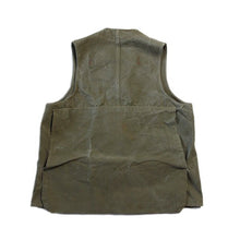Load image into Gallery viewer, 1940's ~ "HETTRICK MFG.CO" HUNTING VEST (MEDIUM)