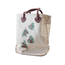 Load image into Gallery viewer, 1980's "LLBEAN" LEATHER HANDLE PRINTED TOTE