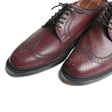 Load image into Gallery viewer, NOS ~ 1960's "BB" WINGTIP LEATHER SHOES (9D)