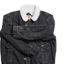 Load image into Gallery viewer, 1990's "LEVI'S" SILVER TUB BLACK DENIM BOA JACKET (LARGE)