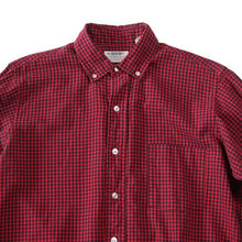 Load image into Gallery viewer, 1960's "ARROW" GINGHAM CHECK COTTON BD SHIRT (MEDIUM)