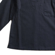 Load image into Gallery viewer, "THE J.PETERMAN COMPANY" FISHERMAN SMOCK (MEDIUM) MINT CONDITION