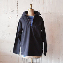 Load image into Gallery viewer, "THE J.PETERMAN COMPANY" FISHERMAN SMOCK (MEDIUM) MINT CONDITION