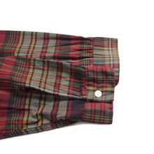 Load image into Gallery viewer, 1960's "SCOTCHGARD" COTTON CHECK PULLOVER BDSHIRT (LARGE)