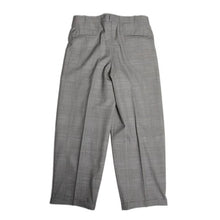 Load image into Gallery viewer, OLD GLEN CHECK TWO TUCK SLACKS (W32)