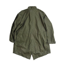 Load image into Gallery viewer, 1980's "USARMY" M-65 FISH TAIL PARKA (SMALL-REG) MINT CONDITION