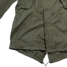 Load image into Gallery viewer, 1980's "USARMY" M-65 FISH TAIL PARKA (SMALL-REG)