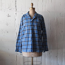Load image into Gallery viewer, 1960's "TOWNCRAFT" COTTON BOX L / S SHIRT MINT CONDITION (X-LARGE)