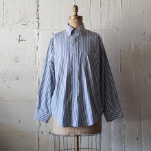 Load image into Gallery viewer, 1980's "LLBEAN" COTTON BDSHIRT (LARGE)