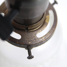 画像をギャラリービューアに読み込む, ANTIQUE BRASS 3 ARM CEILING LAMP WITH 3 SHADES