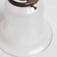 画像をギャラリービューアに読み込む, ANTIQUE BRASS 3 ARM CEILING LAMP WITH 3 SHADES