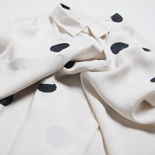 Load image into Gallery viewer, OLD SILK DOT SHIRT (UNISEX)