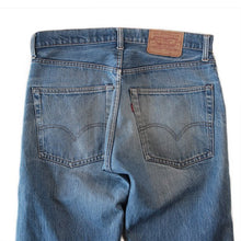 Load image into Gallery viewer, 1970's "LEVI'S" 505 SINGLE STITCH DENIM PANTS (W32)