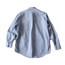 Load image into Gallery viewer, OLD "BROOKS BROTHERS" COTTON BD SHIRT MADE IN USA (MEDIUM)