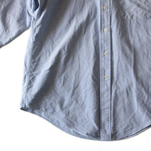 Load image into Gallery viewer, OLD "BROOKS BROTHERS" COTTON BD SHIRT MADE IN USA (MEDIUM)