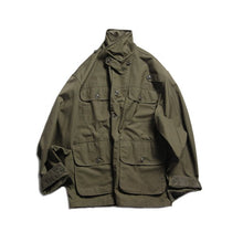 Load image into Gallery viewer, 1960's "LLBEAN" FISHING JACKET (LARGE)