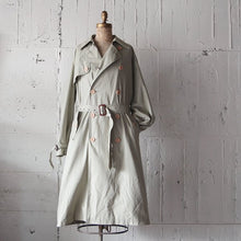 画像をギャラリービューアに読み込む, "YVES SAINT LAURENT" TRENCH COAT (UNISEX)
