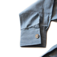 Load image into Gallery viewer, NOS "BROOKS BROTHERS" CHAMBRAY SAFARI SHIRT (X-LARGE)