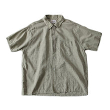 Load image into Gallery viewer, 1960's "PILGRIM" COTTON S / S BOX SHIRT (X-LARGE) MINT CONDITION