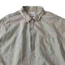 Load image into Gallery viewer, 1960's "PILGRIM" COTTON S / S BOX SHIRT (X-LARGE) MINT CONDITION