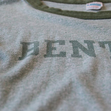 Load image into Gallery viewer, 1970's "CHAMPION" TRIM COTTON TEE (LARGE)