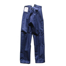 Load image into Gallery viewer, NOS 1940's "LE SANS RIVAL" MOLESKIN WORK TROUSER (W30)