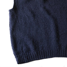Load image into Gallery viewer, VINTAGE MILITARY WOOL VEST (LARGE)