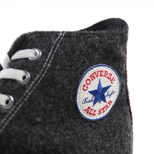 Load image into Gallery viewer, NOS 1990's "CONVERSE" ALL STAR MADE IN THE USA (SIZE 11)