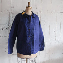 Load image into Gallery viewer, NOS FRENCH V-POCKET COTTON TWILL JACKET (MEDIUM)