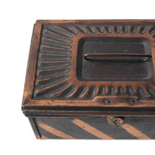 画像をギャラリービューアに読み込む, ANTIQUE JAPANNED METAL STRONG BOX