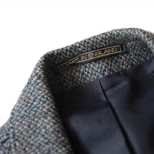 Load image into Gallery viewer, "MADE IN ENGLAND" HARRIS TWEED WOOL JACKET (38 SHORT) MINT CONDITION