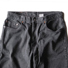 Load image into Gallery viewer, 1990's "LEVIS" 505 BLACK DENIM PANTS (W32)