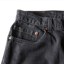Load image into Gallery viewer, 1990's "LEVIS" 505 BLACK DENIM PANTS (W32)
