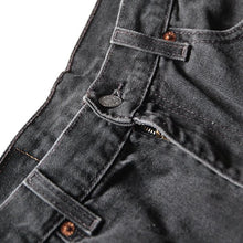 Load image into Gallery viewer, 1990's "LEVIS" 505 BLACK DENIM PANTS (W32)