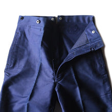 Load image into Gallery viewer, NOS 1940's "MONT ST MICHEL" MOLESKIN TROUSER (W32)
