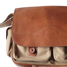 画像をギャラリービューアに読み込む, ORIGINAL "GHURKA" NO.93 SAFARI LEATHER × CANVAS SHOULDER BAG