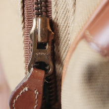 画像をギャラリービューアに読み込む, ORIGINAL "GHURKA" NO.93 SAFARI LEATHER × CANVAS SHOULDER BAG
