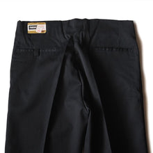 Load image into Gallery viewer, NOS 1960's "FARAH" BLACK SLIM FIT TAPERED SLACKS (W34)