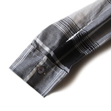 Load image into Gallery viewer, 1960's "JAYSON" COTTON BOX SHIRT WITH BOW TIE (MEDIUM) MINT CONDITION