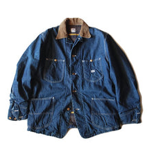 Load image into Gallery viewer, VINTAGE "LEE" 81-LJ DENIM CHORE JACKET (LARGE)