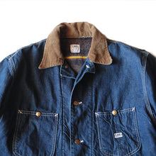 Load image into Gallery viewer, VINTAGE "LEE" 81-LJ DENIM CHORE JACKET (LARGE)