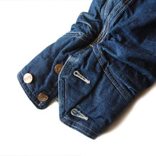 Load image into Gallery viewer, VINTAGE "LEE" 81-LJ DENIM CHORE JACKET (LARGE)