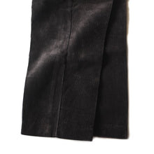 Load image into Gallery viewer, NOS 1940's FRENCH WORK CORD'S TROUSER WITH METAL BUTTON (W32)