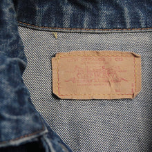 Load image into Gallery viewer, 1970's "LEVI'S" 70505 BIG E DENIM JACKET (SMALL)