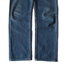 Load image into Gallery viewer, OLD "LEVI'S" 501 BLUE DENIM PANTS (W30) MINT CONDITION