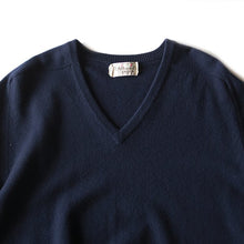 画像をギャラリービューアに読み込む, OLD CASHMERE WOOL V NECK SWEATER (LARGE) MINT CONDITION