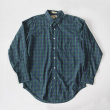 Load image into Gallery viewer, 1980's "LLBEAN" BLACK WATCH BD SHIRT (LARGE)
