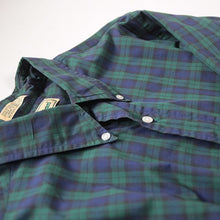 Load image into Gallery viewer, 1980's "LLBEAN" BLACK WATCH BD SHIRT (LARGE)